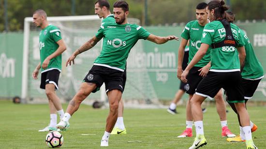 英雄联盟竞猜转折点！波尔图强势反弹，社区盾今夜攻防权衡，引发热议，纪律约束更严格的简单介绍