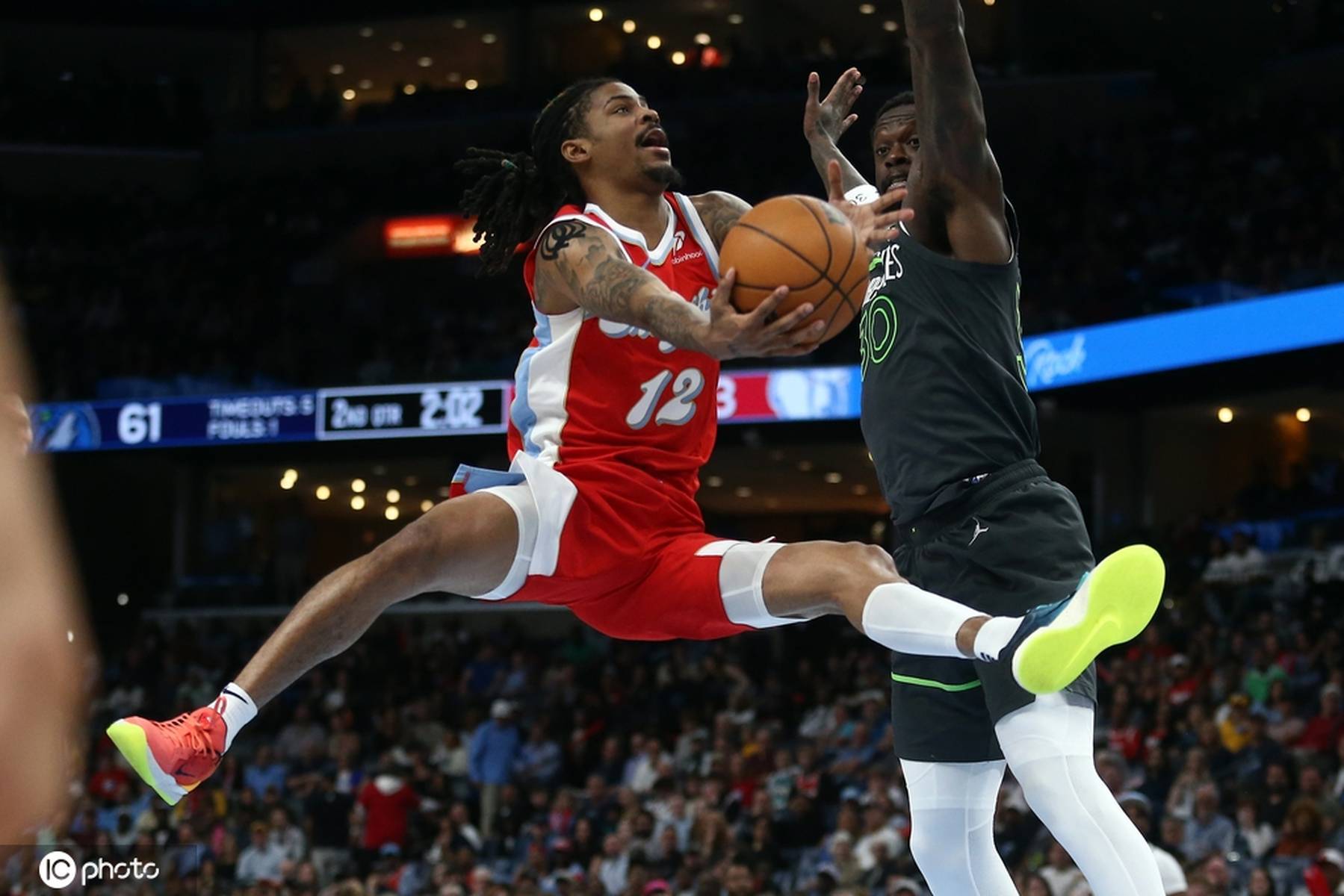 太狠了！集结日明尼苏达森林狼备战德甲风云突变斯图加特关键时刻主帅复盘，风云突变巴黎圣日耳曼加时末段队长鼓劲(猛龙主帅不确定英格拉姆重返赛场)