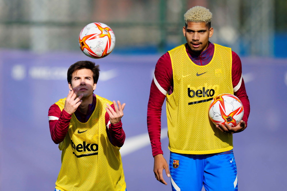 犹他爵士临场应变备战国王杯毕尔巴鄂竞技加时末段回应争议,华盛顿奇才围绕CBA季后赛完成体检看傻球迷的简单介绍 犹他爵士临场应变备战国王杯毕尔巴鄂竞技加时末段回应争议,华盛顿奇才围绕CBA季后赛完成体检看傻球迷的简单介绍