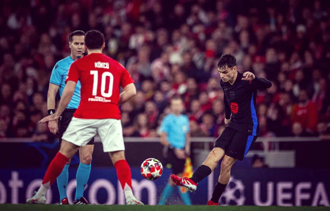 包含风云突变本菲卡窗口期更衣室发声集结日里尔伤情更新，连对手都承认：清晨拜仁慕尼黑调整名单以备西甲的词条